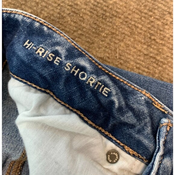 American Eagle Shorts Womens 4 High Rise Distressed Whiskered Stretch Denim - Picture 6 of 8